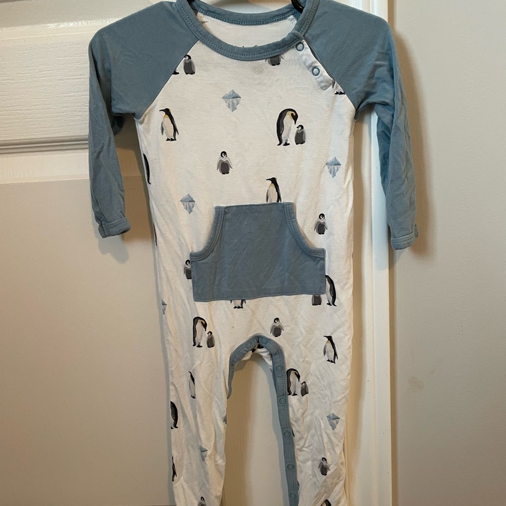 Kyte baby penguin romper - footless 12-18